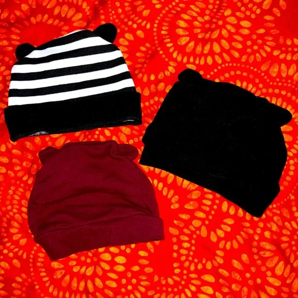 Hat bundle - Picture 1 of 1